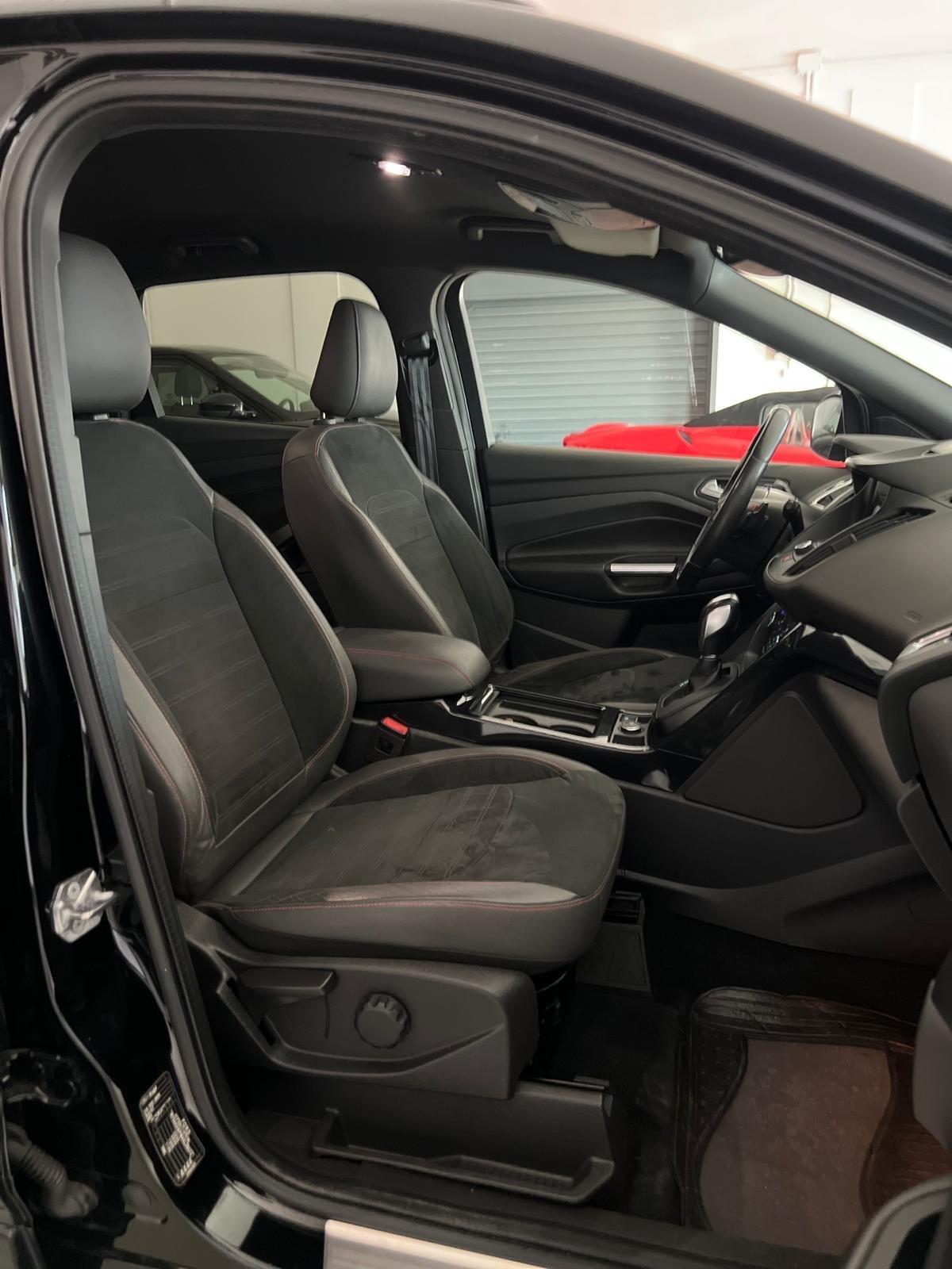 Ford Kuga 2.0 TDCI 150 CV ST-Line