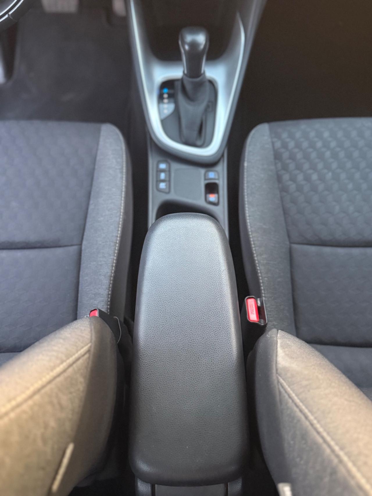 Toyota Yaris 1.5 Hybrid 115cv automatica