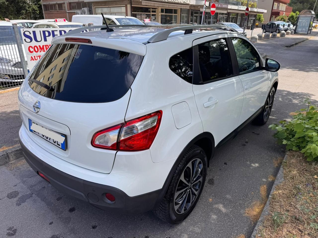 Nissan Qashqai 1.6 BENZ NEOPATEN GARANZIA 12 MESI