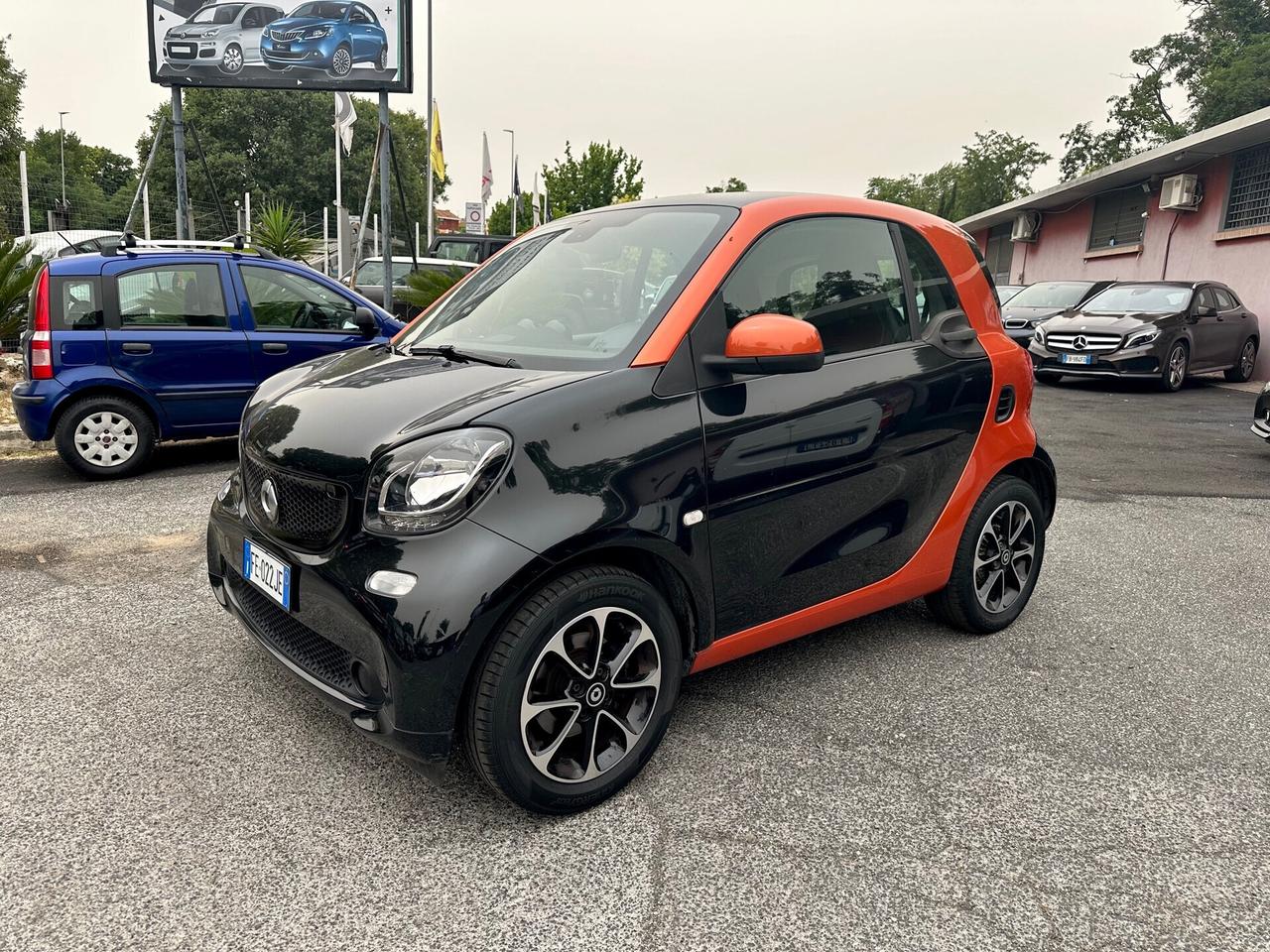 Smart ForTwo 70 1.0 twinamic Passion Tetto Cerchi Bluetooth Service Mercedes - Benz Permute e Rate