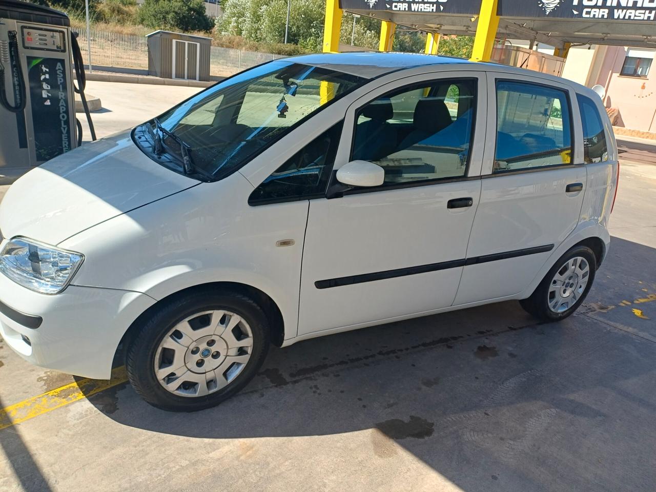 Fiat Idea 1.2 16V BlackLabel 2009