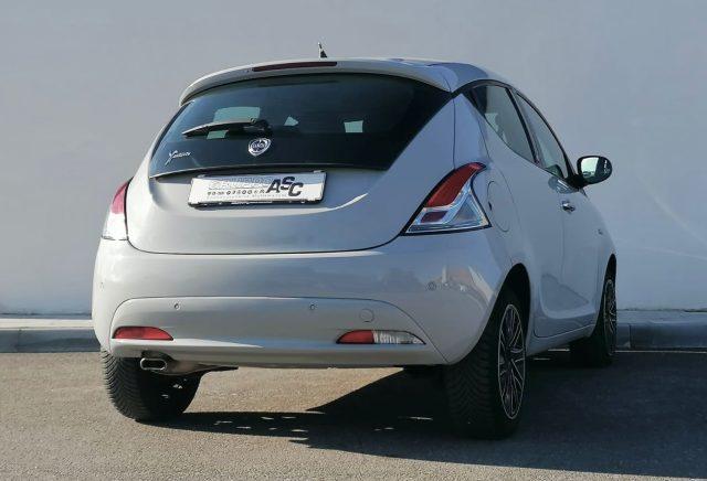 LANCIA Ypsilon 1.2 BENZ GPL 69 CV 5 porte ADATTA NEOPATENTATI