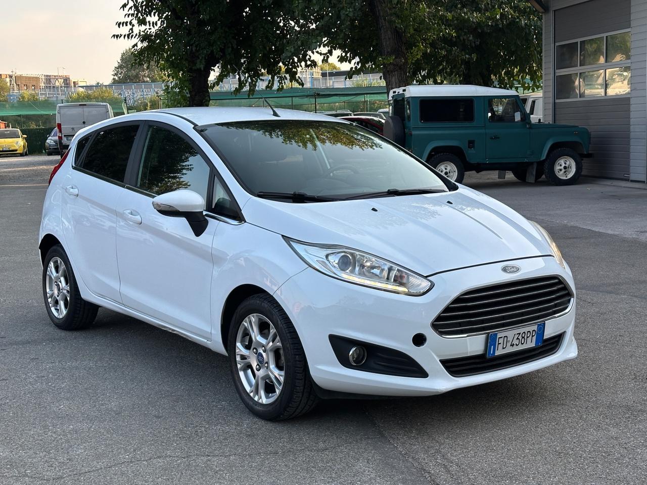 Ford Fiesta 1.4 5 porte Bz.- GPL Black & White Edition