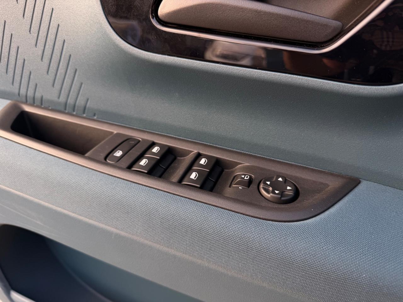 Fiat Grande Panda 1.2 HYBRID LA PRIMA AUTOMATICA 2026