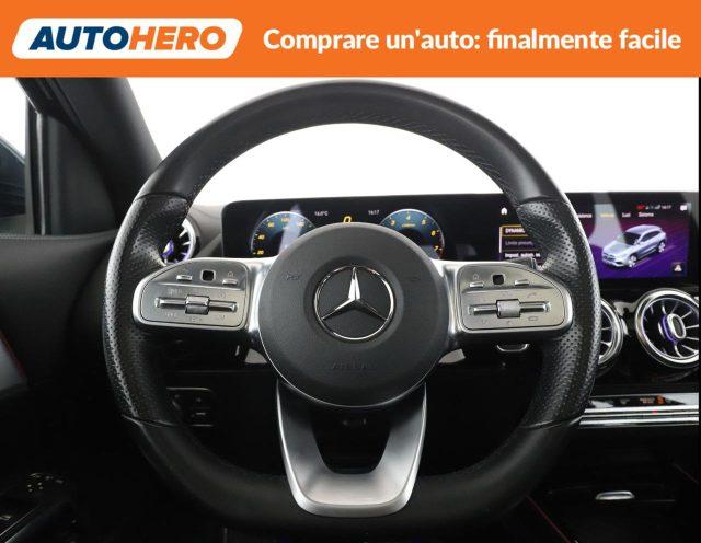 MERCEDES-BENZ GLA 250 Automatic Premium