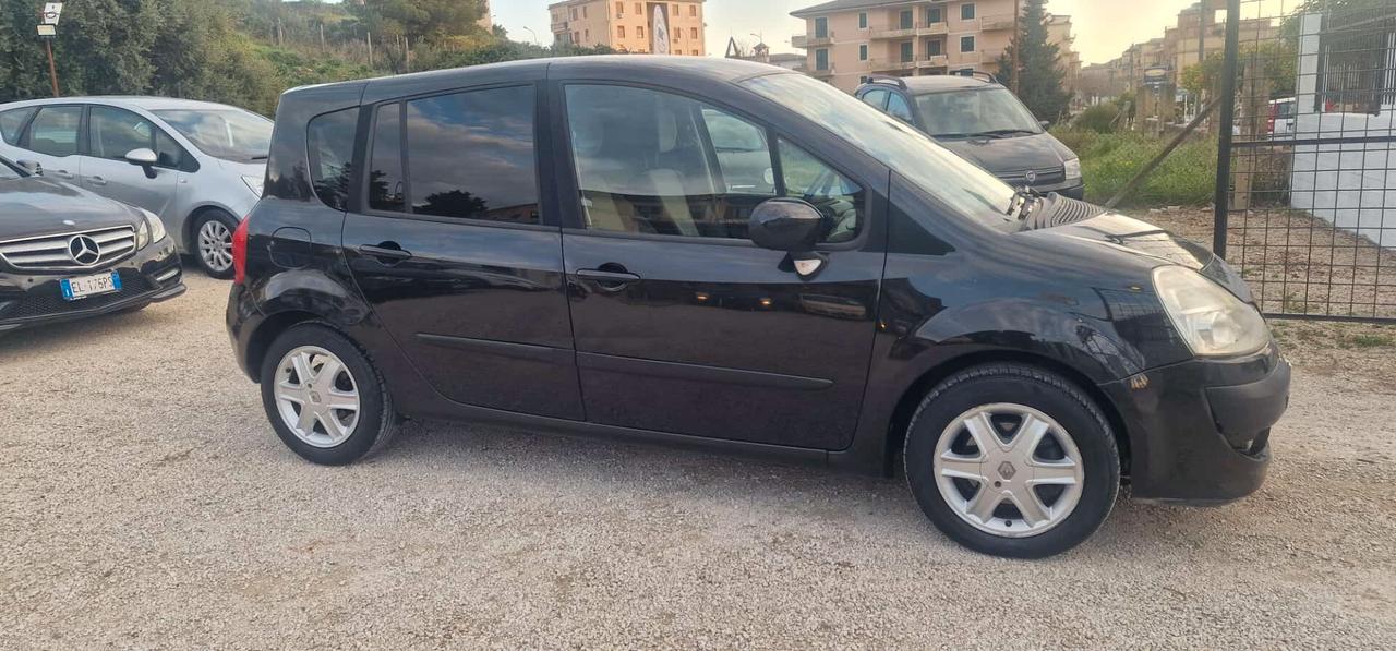 MODUS 1.5 DCI 156950 KM DEL 2009