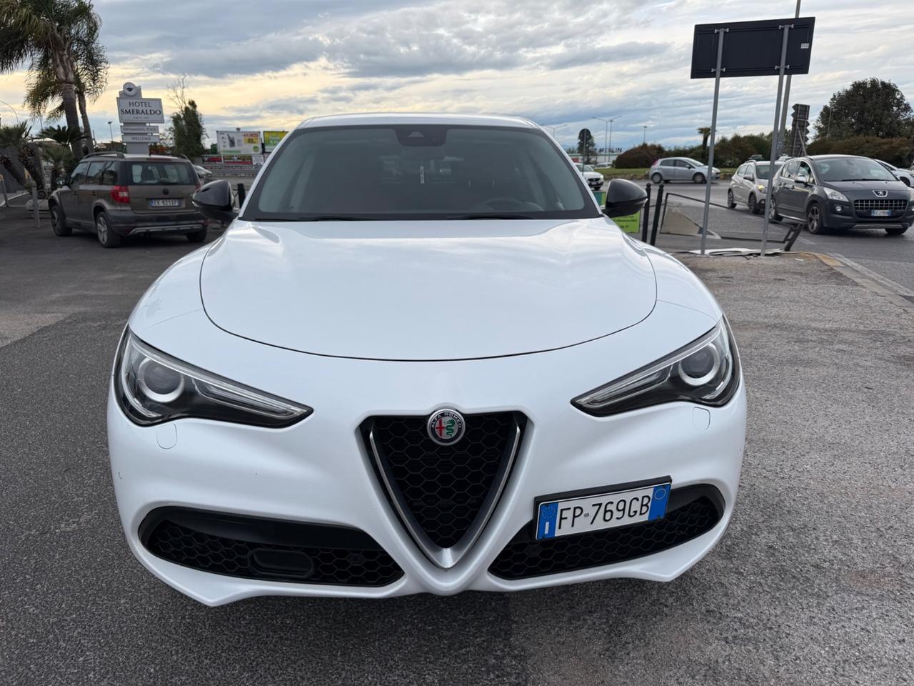 Alfa Romeo Stelvio 2.0 Turbo 200 CV AT8 Q4 Super