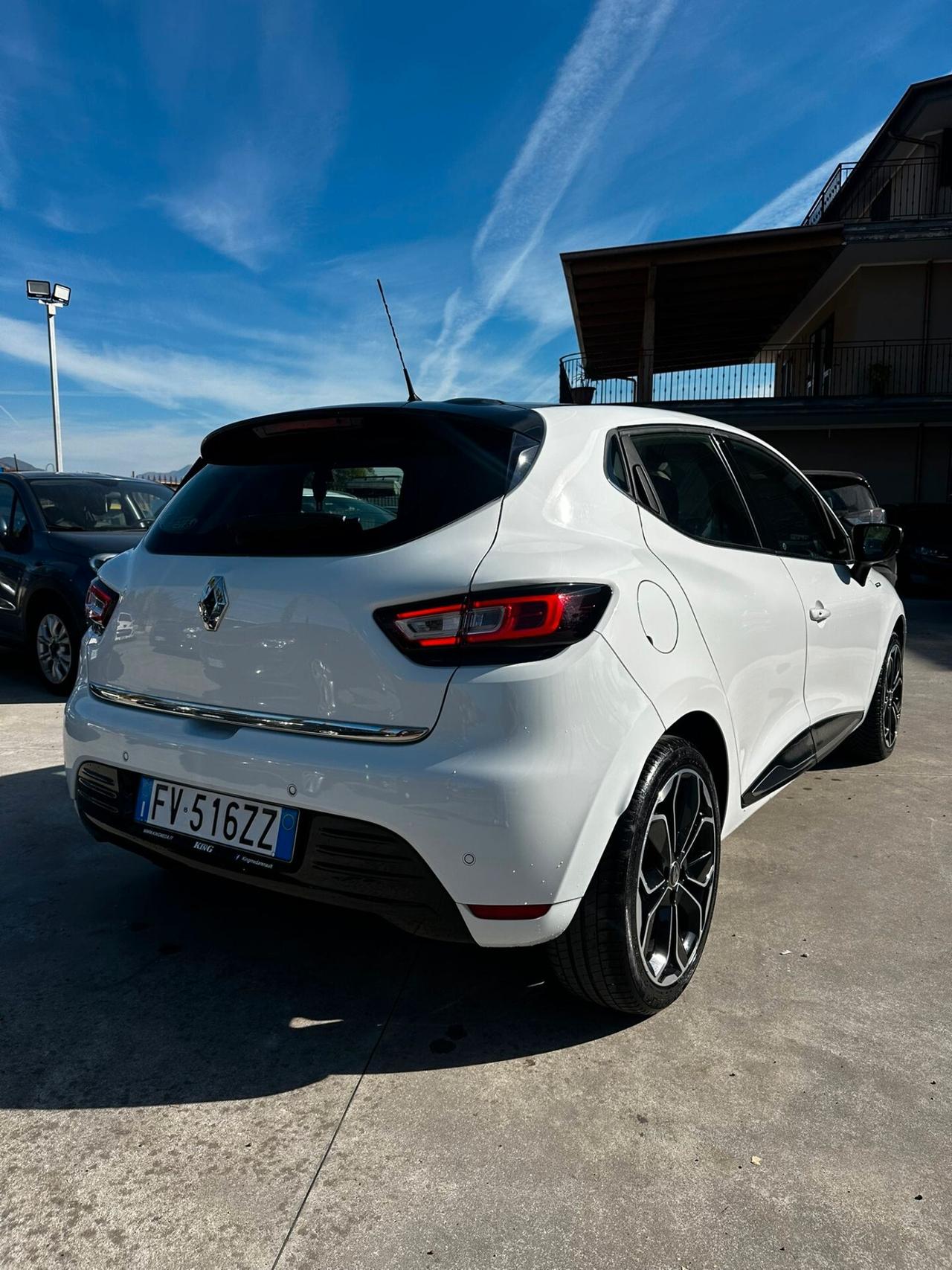 Renault Clio TCe 12V 90 CV GPL 5 porte Moschino Intens