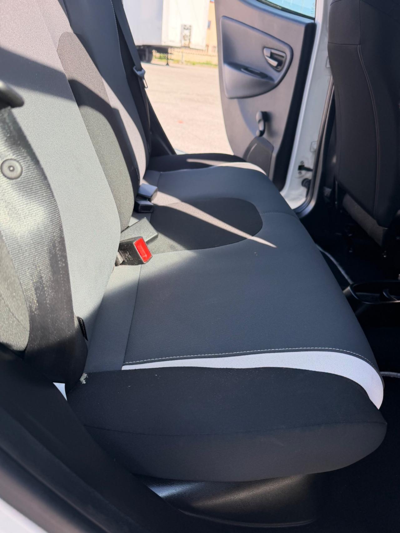 Lancia Ypsilon 1.2 69 CV 5 porte Silver