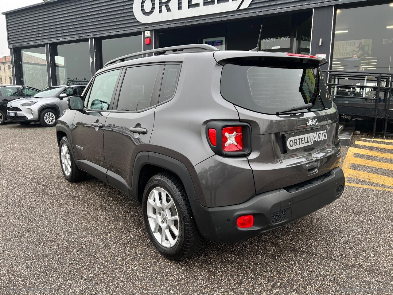 JEEP Renegade 1.6 Mjt DDCT 120CV Business IVA DEDUCIBILE
