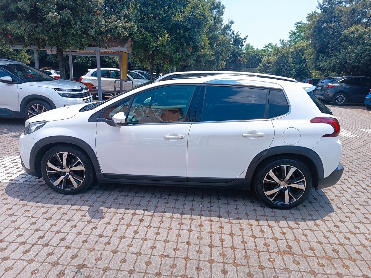 Peugeot 2008 PureTech Turbo 110 S&S Allure