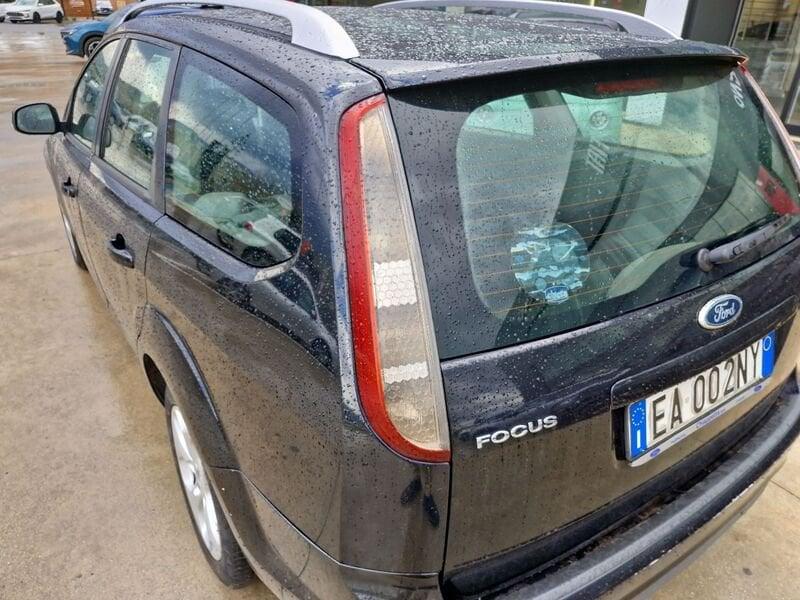 Ford Focus II Style Wagon 1.6 tdci Titanium 90cv