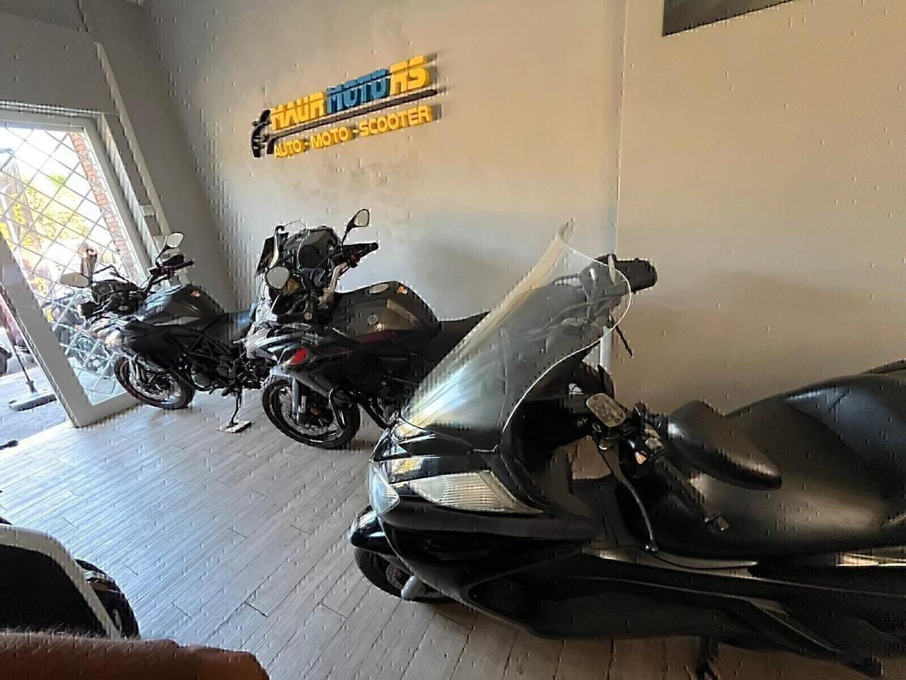 YAMAHA MAJESTY 400