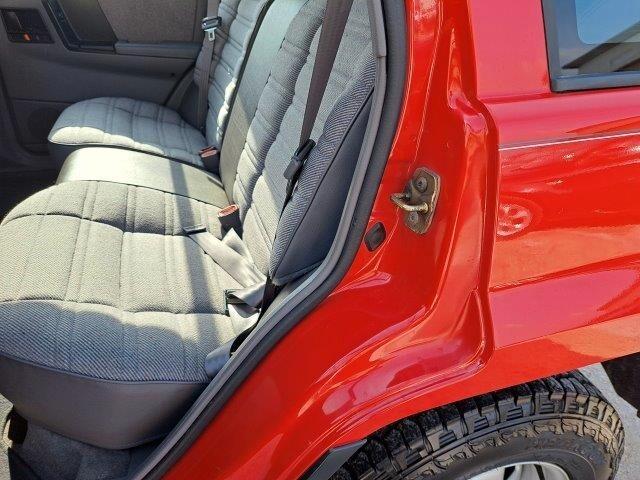 Jeep Grand Cherokee ZJ 4.0 L6 4X4 -ASI TARGA ORO