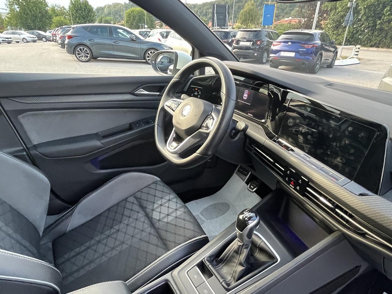 VW GOLF 1500 TSI 130 CV 6M R.LINE
