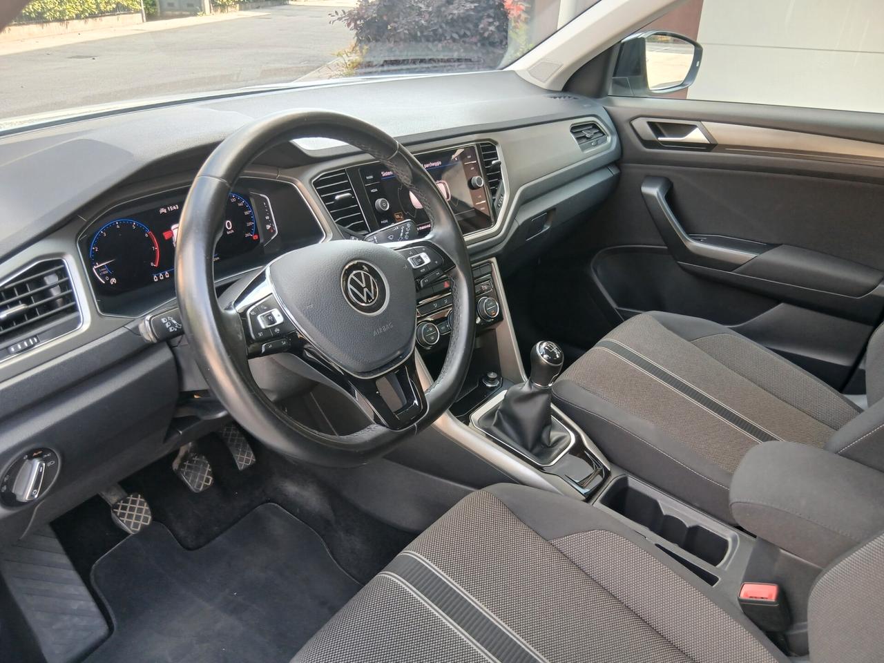 Vw T Roc Style 1.0 Tsi con Teck pack full opt TUA a € 241 mese