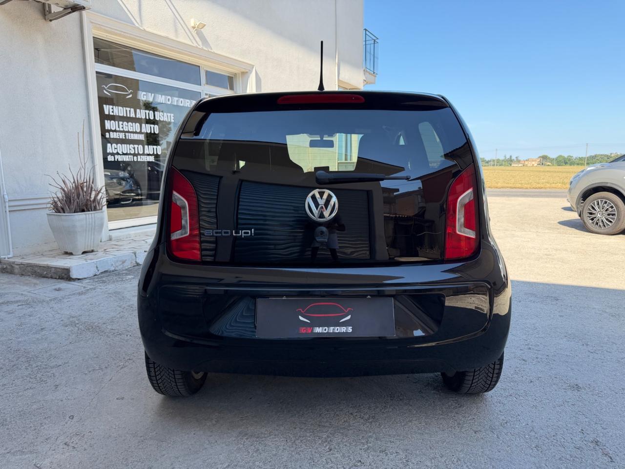 Volkswagen up! 1.0 METANO 2015