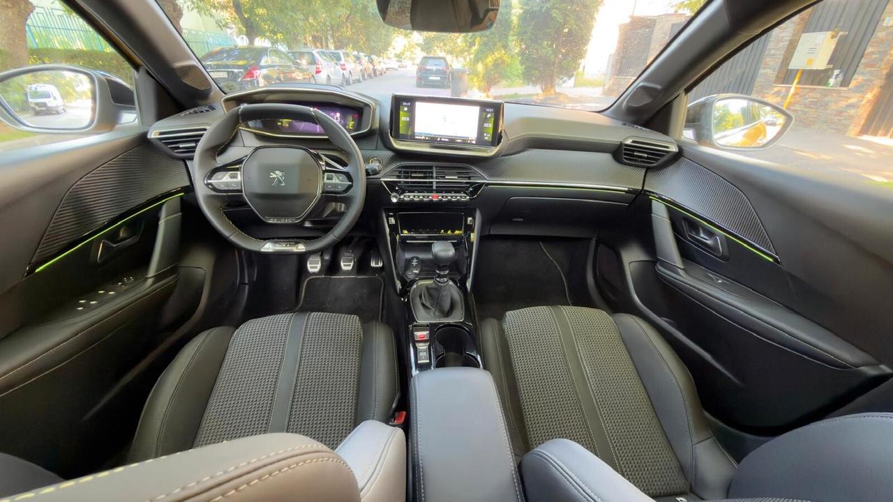 Peugeot 208 PureTech 100 Stop&Start 5 porte GT