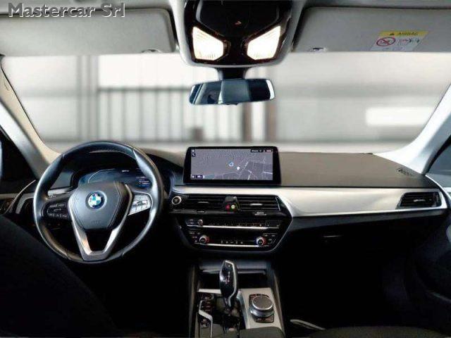 BMW 530 G31 Touring LCI 530e 292CV Touring Business auto -