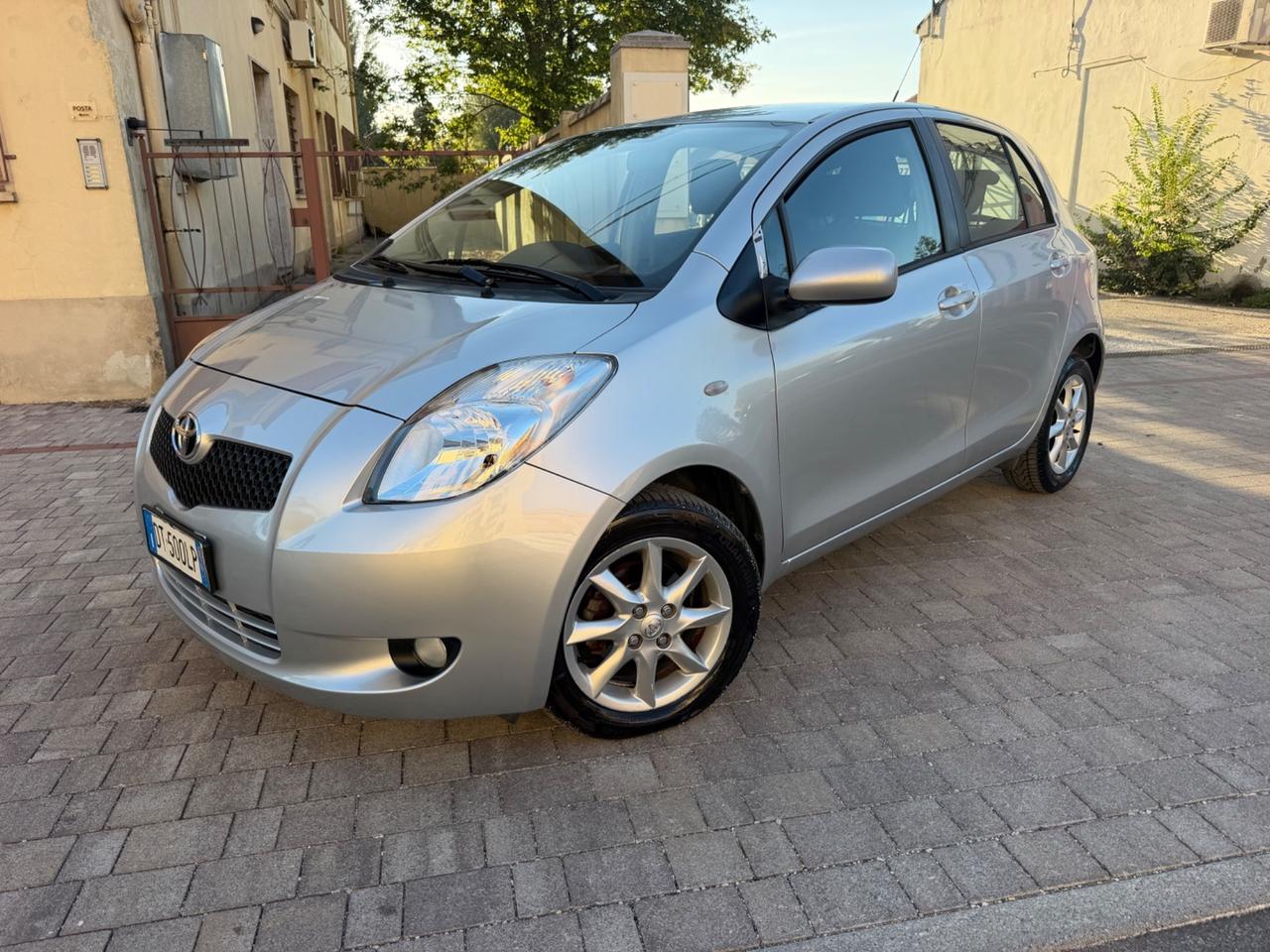 Toyota Yaris 1.3 5 porte M-MT Sol
