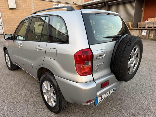 TOYOTA RAV 4 MY23 RAV4 2.0Tdi D-4D cat 5P Sol senza lavoro da fare