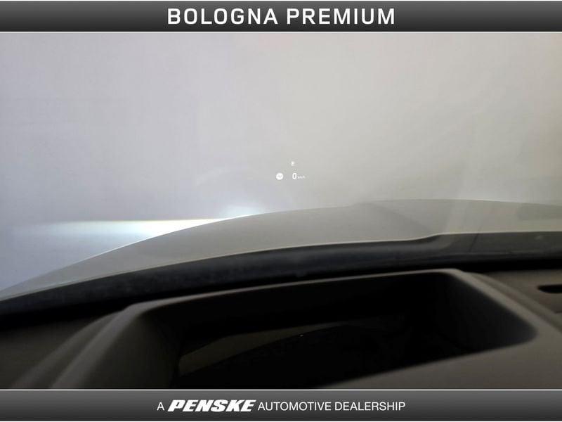 Jaguar XE XE 2.0 D 180 CV aut. SE