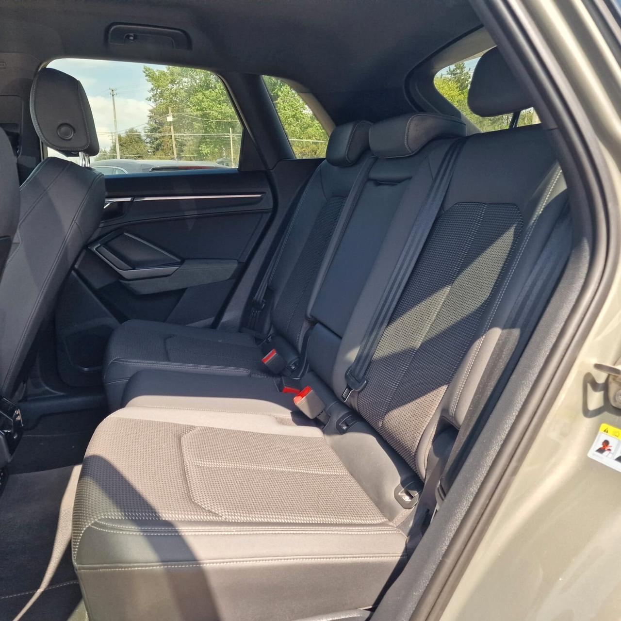 Audi Q3 SPB 35 TDI quattro S tronic line edition impeccabile UNICO PROPRIETARIO