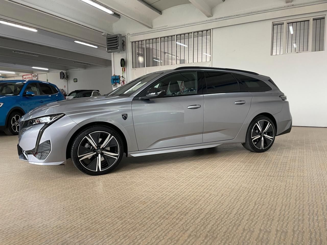 Peugeot 308 Hybrid 145 e-DCS6 SW GT Km 0 Km0 GT