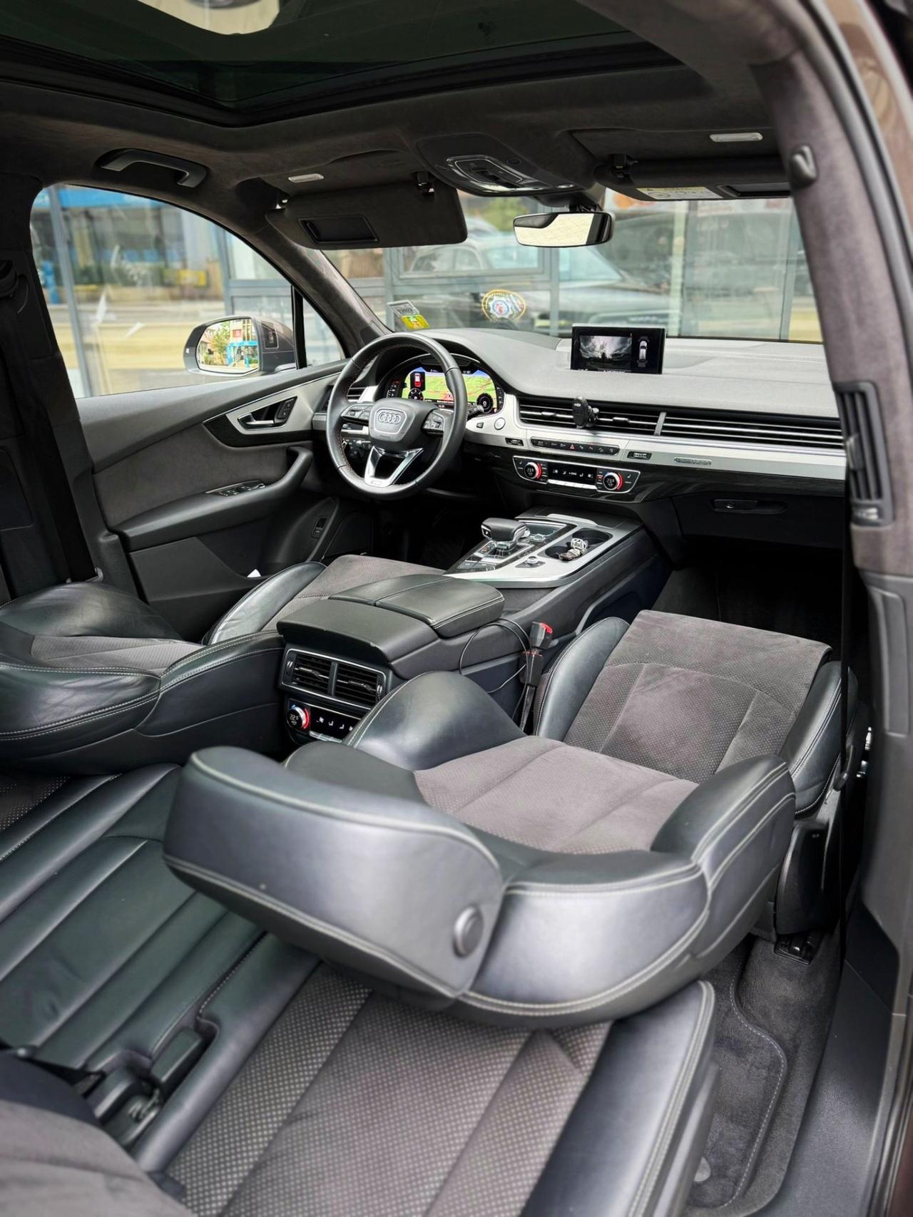 Audi Q7 3.0 TDI 272 CV quattro tiptronic Business Plus Garanzia 12 Mesi