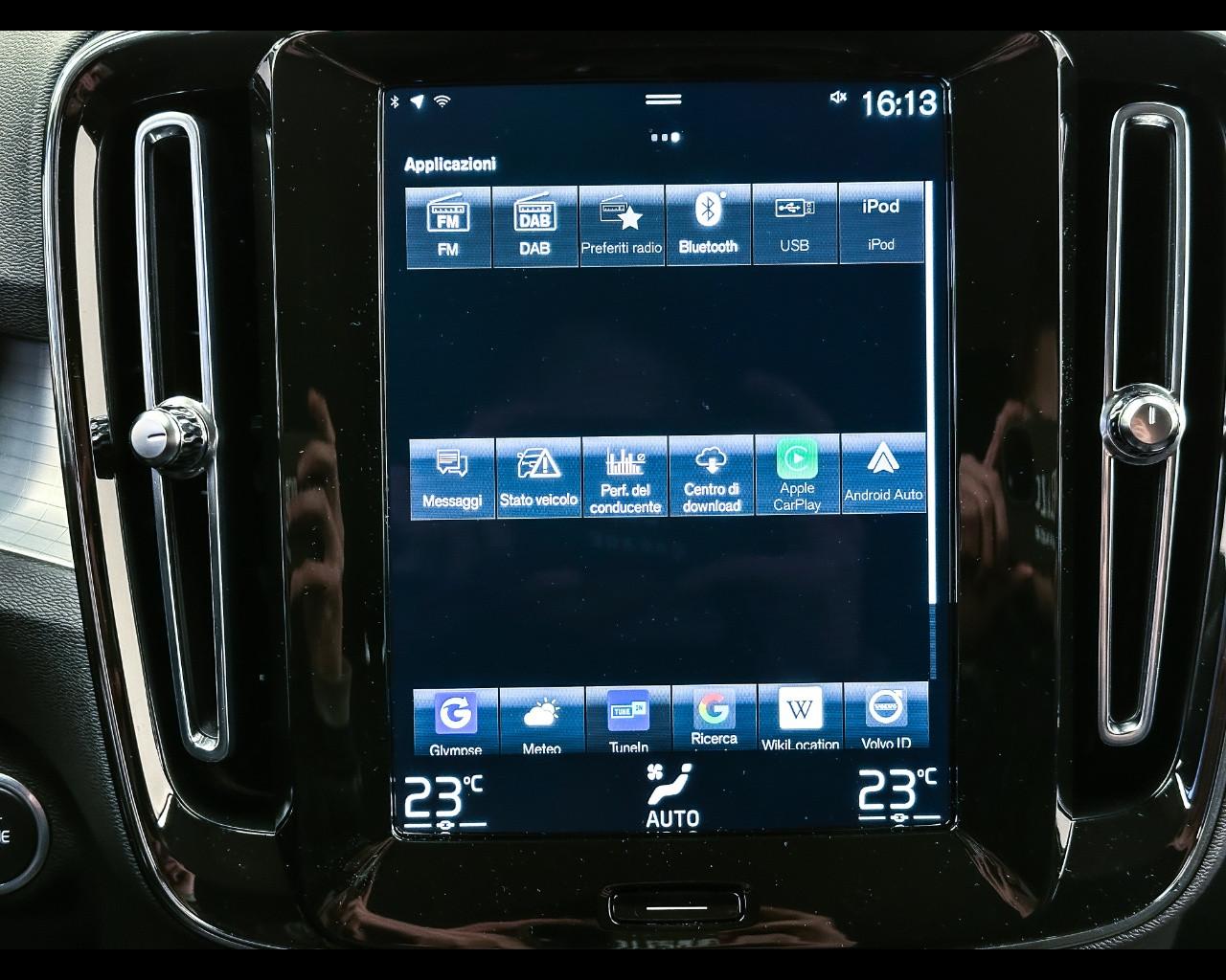 VOLVO XC40 (2017-->) - XC40 T5 Recharge Plug-in Hybrid Inscription Expression