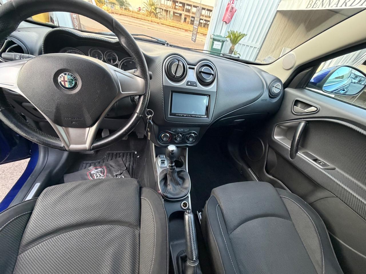 Alfa Romeo MiTo 1.6 JTDm 16V Distinctive Sport Pack