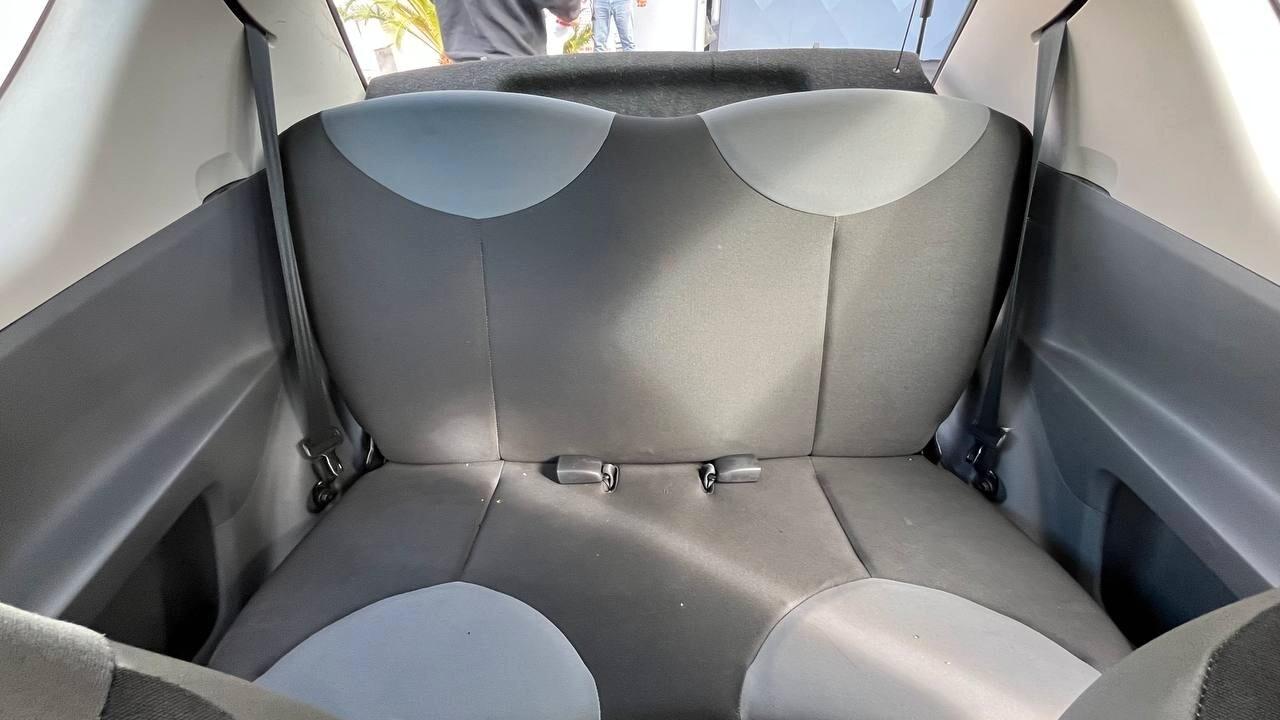 Peugeot 107 1.0 68CV 3p. Desir