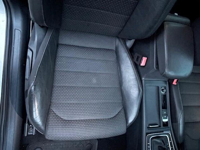 Volkswagen Golf Business 2.0 TDI 3p. Highline BlueMotion Technology anno 2013