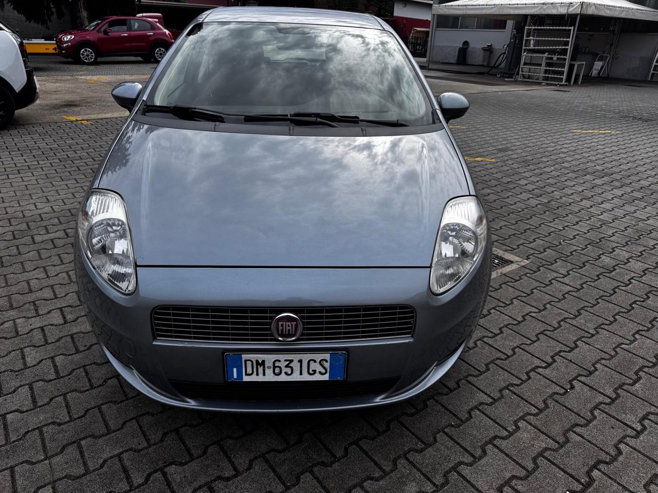 Fiat Grande Punto 1.2 5 porte Dynamic neopatentati