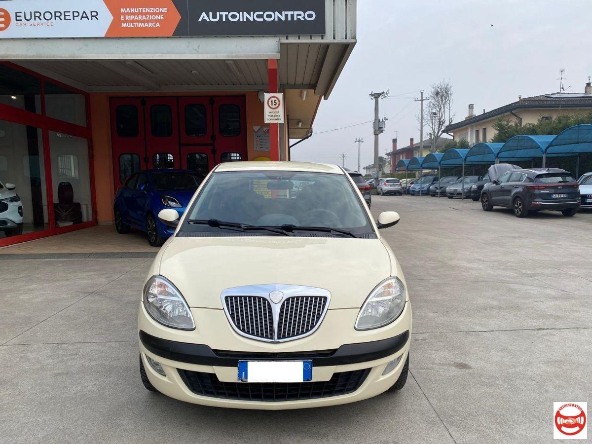 LANCIA - Ypsilon 1.2 8v Oro