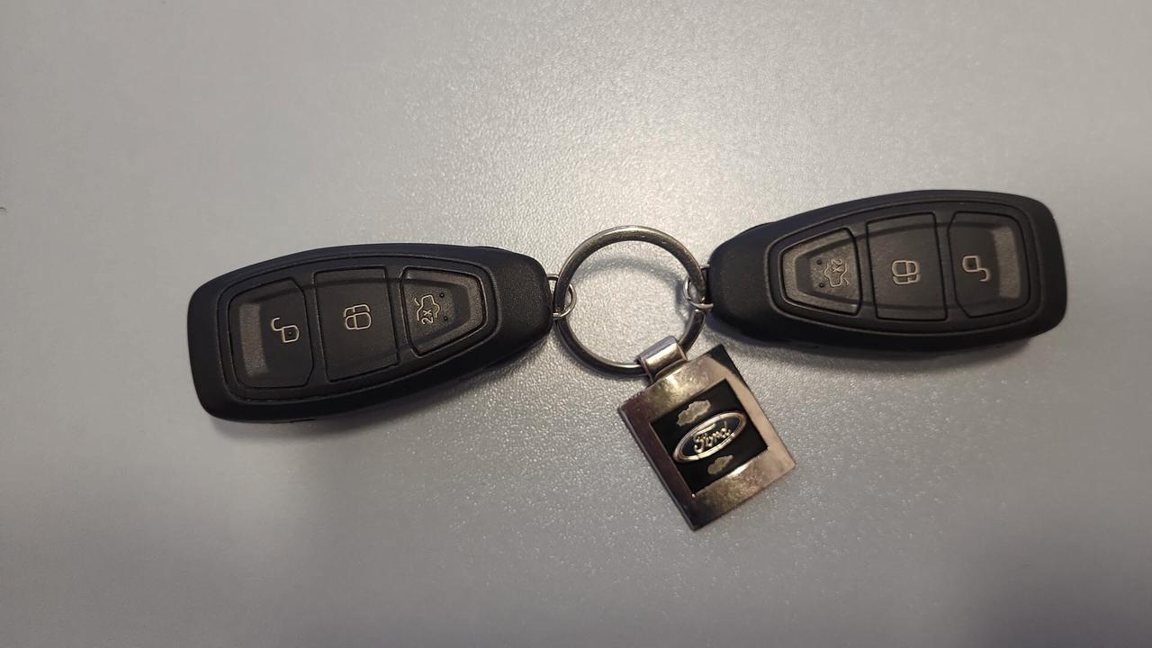 Ford B-Max 1.5 TDCi-6B-NAVI-UNICO PROP-3 REVISIONI