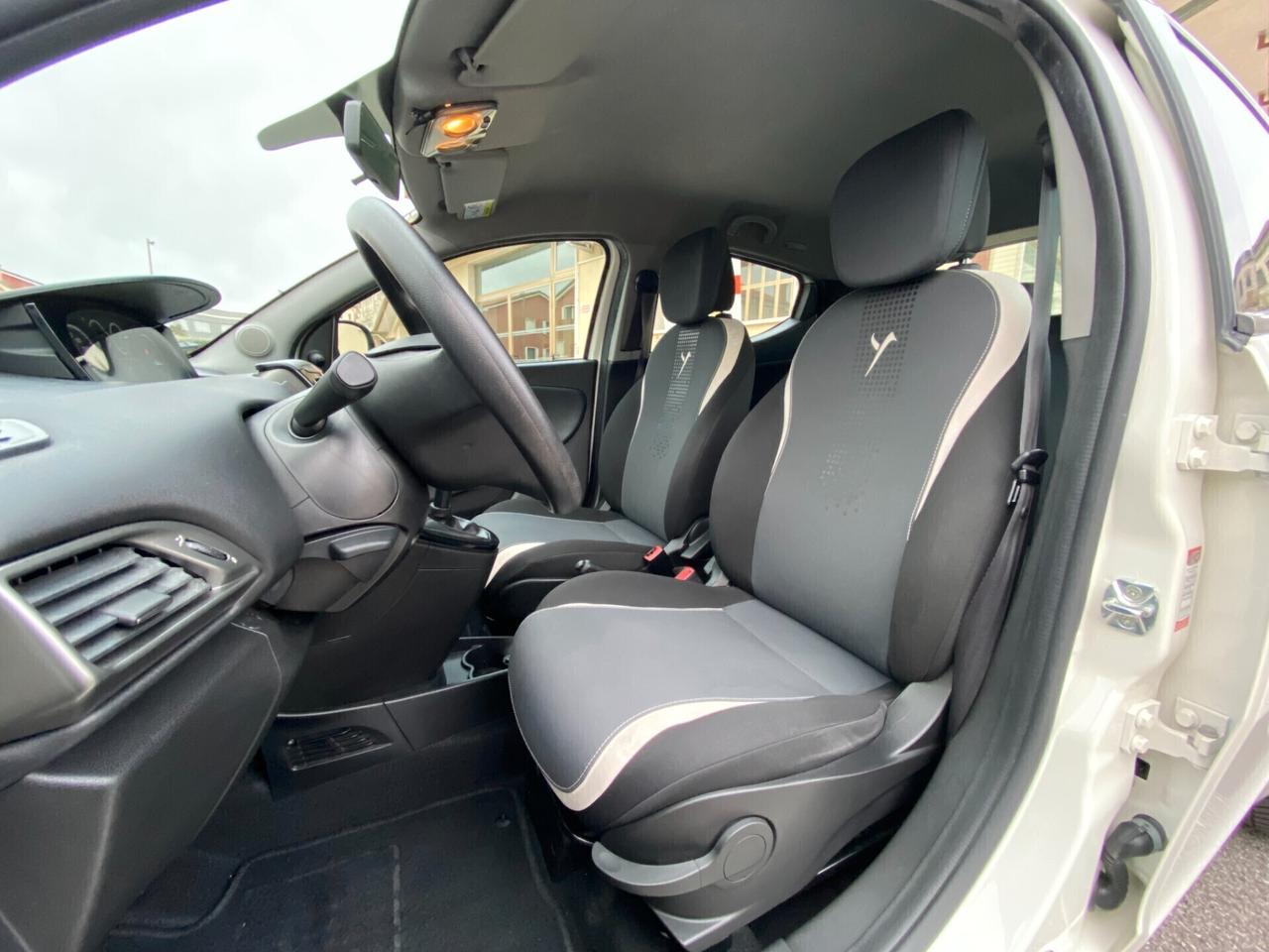 Lancia Ypsilon 1.2 69 CV GPL Ecochic Elefantino