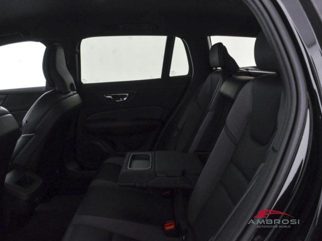 VOLVO V60 B4 (d) Geartronic R-Design