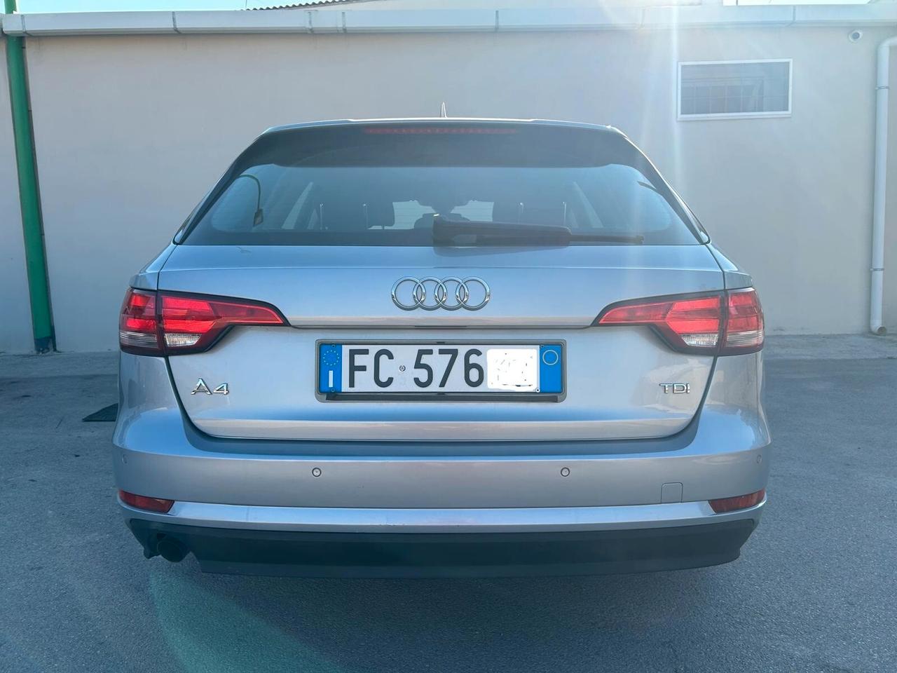 Audi A4 Avant 2.0 TDI 150 CV ultra S tronic Business Sport