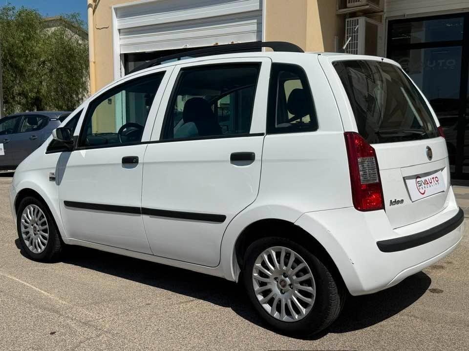 Fiat Idea 1.2 16V BlackLabel