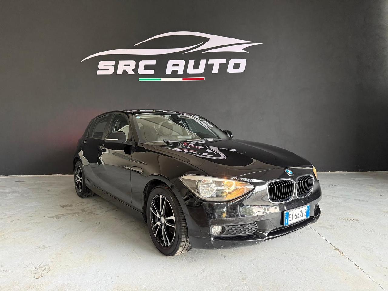 Bmw 118 118d 5p. Unique