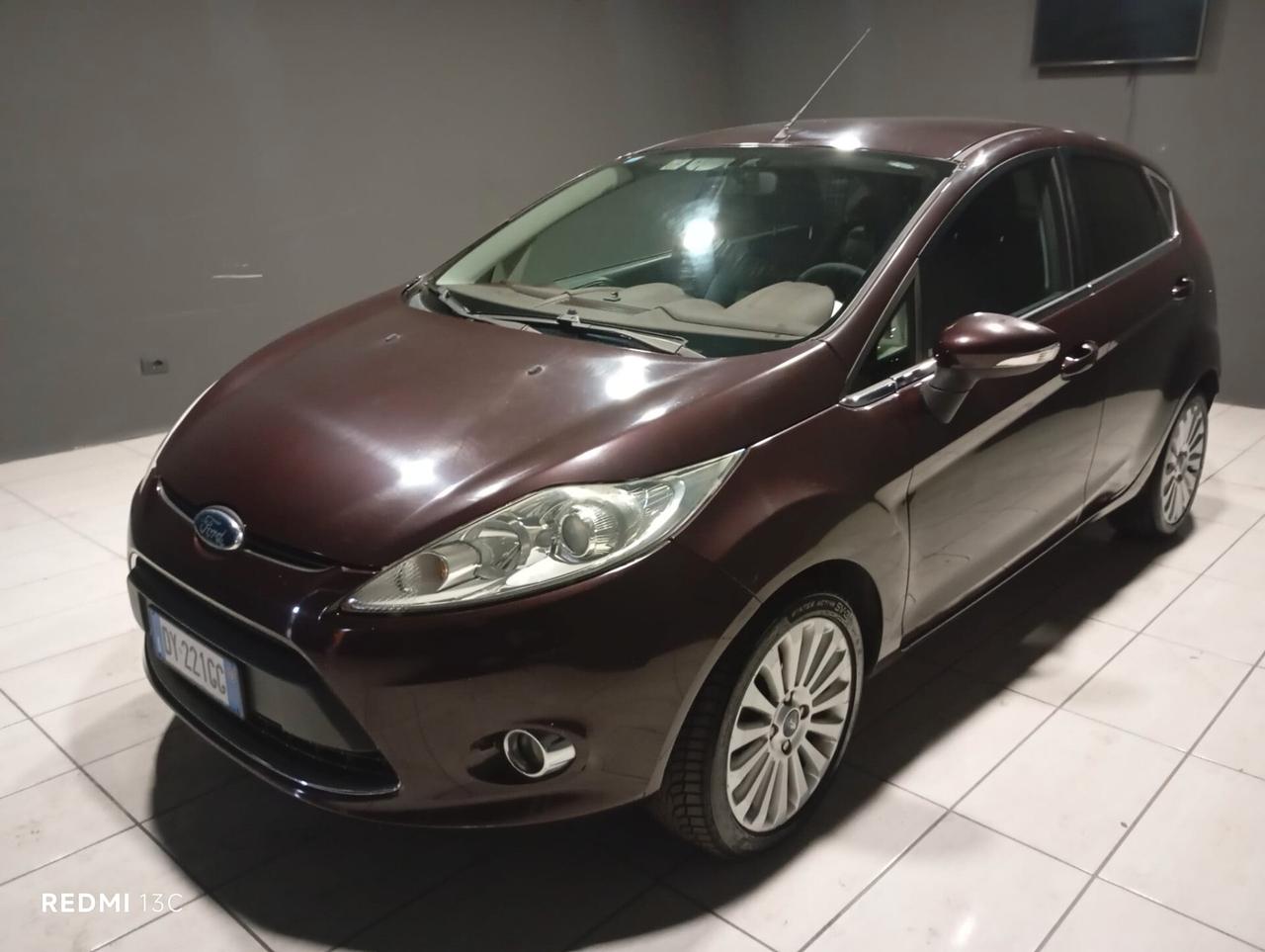 FORD FIESTA DEL 2010 1400 BENZINA GPL VALIDO FINO AL 2030