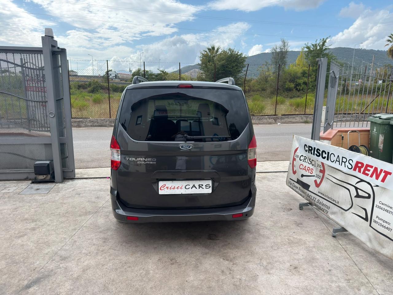 Ford Tourneo Courier 1.5 TDCI 75 CV Titanium