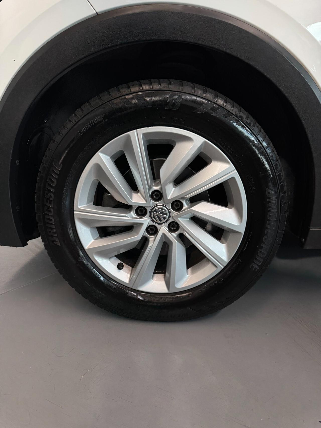 Volkswagen T-Cross DSG 1.0cc 115cv Auto OK Neopatentati CarPlay Finanziabile