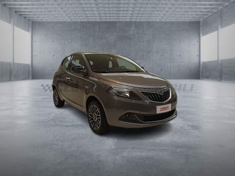 Lancia Ypsilon My24 402 Platino 1.0