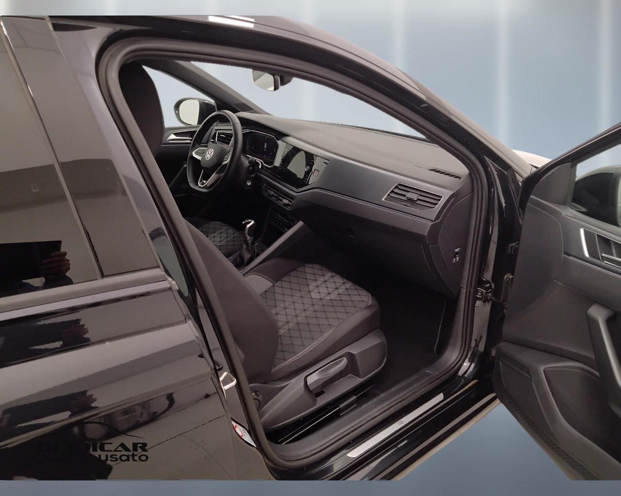 VOLKSWAGEN Taigo - Taigo 1.0 tsi R-Line 115cv