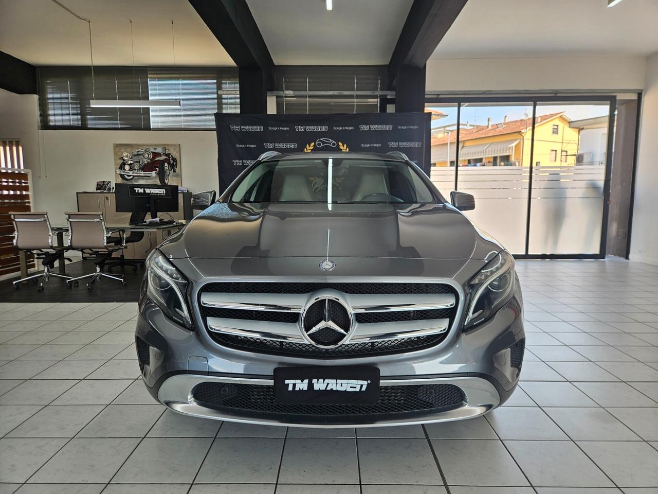 Mercedes-Benz GLA 200 d (cdi) Premium auto - IVA ESPOSTA