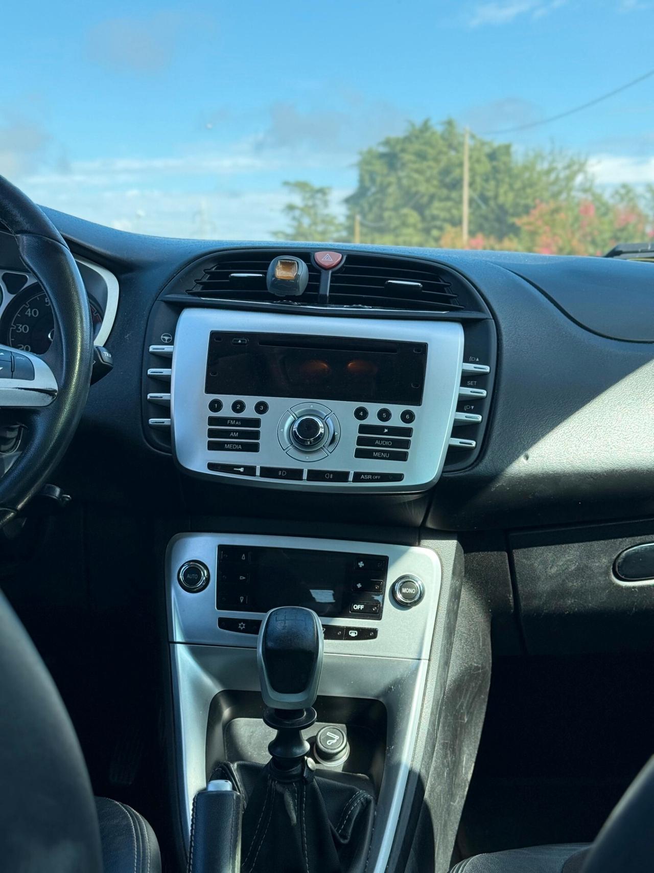 Lancia Delta 1.4 T-Jet 150 CV Platino