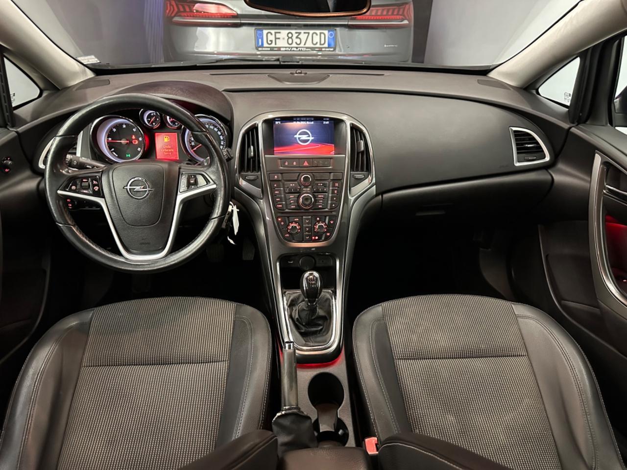 Opel Astra 1.7 CDTI 130CV Sports Tourer Cosmo