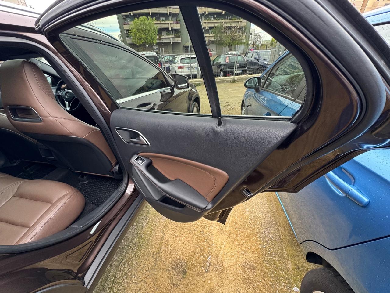 Mercedes-benz GLA 200 CDI Automatic Premium